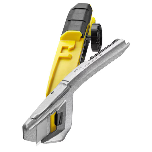 Stanley®-Fatmax®-Messer-mit-integriertem-Abbrechmechanismus-18mm