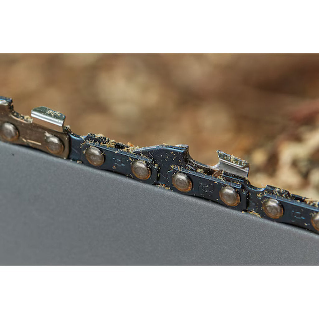 Stanley Fatmax, cordless chainsaw, Akku Kettensäge, 18V battery saw, kabellose Motorsäge, V20 Akku System, Stanley cordless tool, garden power saw, elektrische Kettensäge, professional wood cutter, schnurlose Gartensäge, rechargeable chainsaw, heavy duty garden tool, Stanley Werkzeuge, compact chainsaw, tree pruning saw, Akku Gartengerät, outdoor cutting tool, cordless wood saw, Gartenpflege Werkzeug, battery operated saw, 30 cm bar chainsaw, Stanley Akku Gerät, Holzsäge elektrisch, powerful garden chainsaw