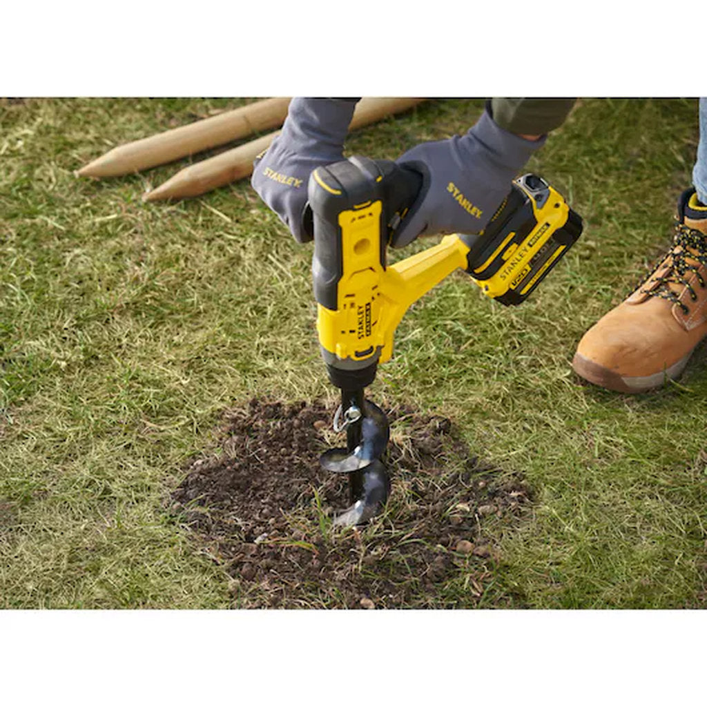 Stanley Fatmax, Stanley Fatmax V20, Akku Erdbohrer, cordless earth auger, 18V earth drill, Stanley cordless drill, kabelloser Erdbohrer, battery powered auger, Gartenbohrer, soil drill, Akku Gartengerät, ground drill, Erdlochbohrer, V20 battery system, heavy duty auger, Stanley Werkzeuge, professional earth drill, Bohrer für Erde, power tools, Bohrer für Zaunpfosten, garden auger, elektrische Bohrmaschine, cordless garden tool, Stanley Akku Werkzeug, drilling tool, Bodenbohrer, rechargeable auger, DIY tools