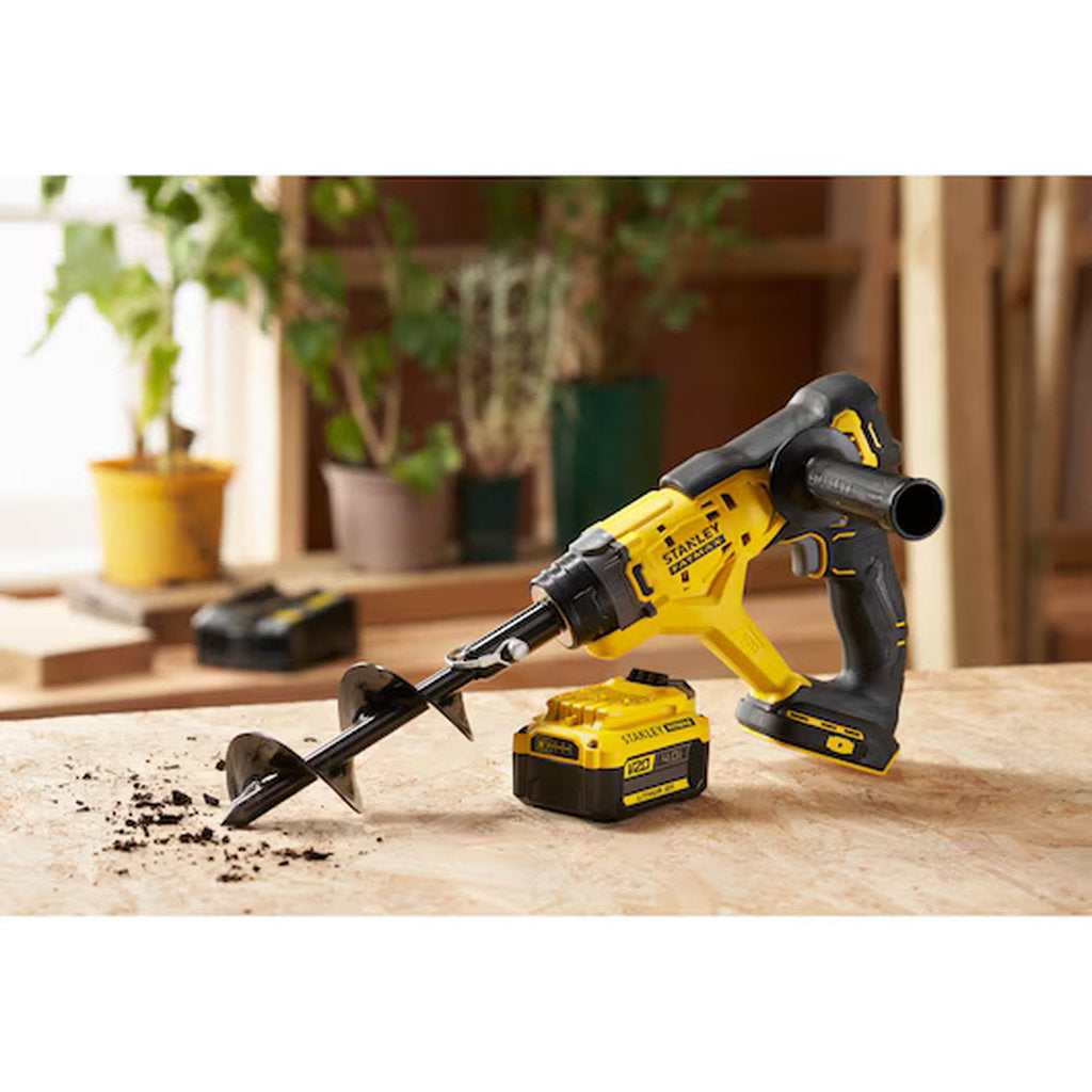 Stanley Fatmax, Stanley Fatmax V20, Akku Erdbohrer, cordless earth auger, 18V earth drill, Stanley cordless drill, kabelloser Erdbohrer, battery powered auger, Gartenbohrer, soil drill, Akku Gartengerät, ground drill, Erdlochbohrer, V20 battery system, heavy duty auger, Stanley Werkzeuge, professional earth drill, Bohrer für Erde, power tools, Bohrer für Zaunpfosten, garden auger, elektrische Bohrmaschine, cordless garden tool, Stanley Akku Werkzeug, drilling tool, Bodenbohrer, rechargeable auger, DIY tools