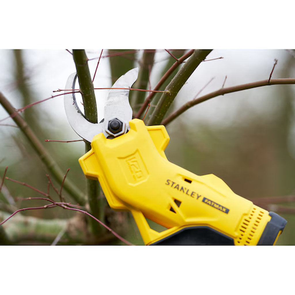 Stanley Fatmax, Stanley Fatmax V20, Akku Astschere, cordless pruner, 18V pruning shears, Stanley cordless garden tool, kabellose Astschere, battery powered pruner, electric pruning shears, Gartenwerkzeug, Stanley Werkzeuge, cordless branch cutter, Akku Gartenschere, V20 battery system, rechargeable pruner, professional garden shears, Gartenpflege Werkzeug, electric garden scissors, Stanley Akku Werkzeug, trimming shears, Akku Heckenschere, garden pruning tool, heavy duty pruner, schnurlose Gartenschere, pow