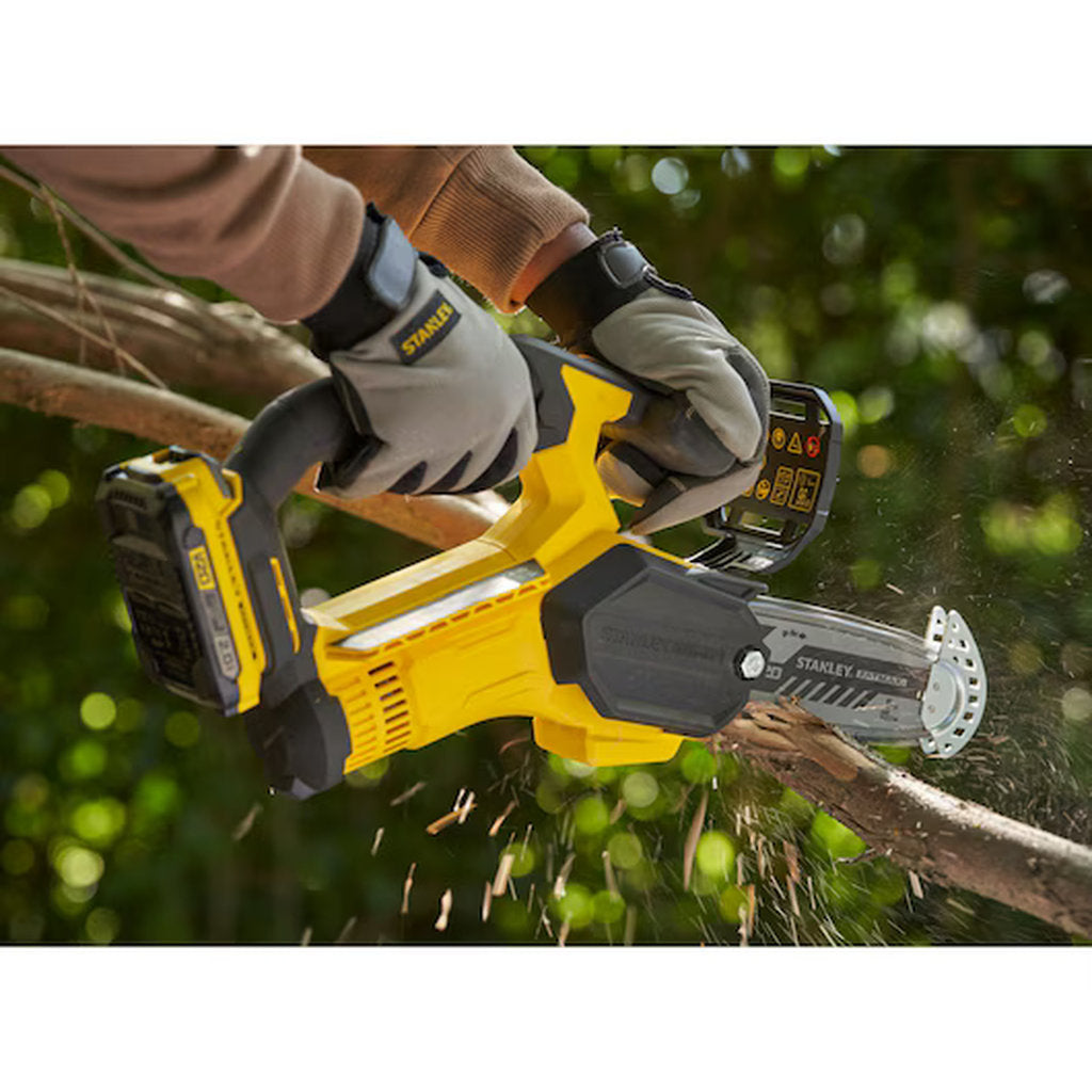 Stanley Fatmax, Stanley Fatmax V20, Akku Astsäge, cordless branch saw, 18V pruning saw, Stanley cordless saw, kabellose Astsäge, battery powered saw, electric pruning saw, Gartenwerkzeug, Stanley Werkzeuge, V20 battery system, rechargeable saw, professional garden saw, Gartenpflege Werkzeug, electric garden saw, Stanley Akku Werkzeug, trimming saw, Gartenarbeit Werkzeug, cordless garden tool, Akku Gartensäge, power tools, hand saw cordless, schnurlose Astsäge, heavy duty pruning saw, Gartenbau Werkzeug, Akk