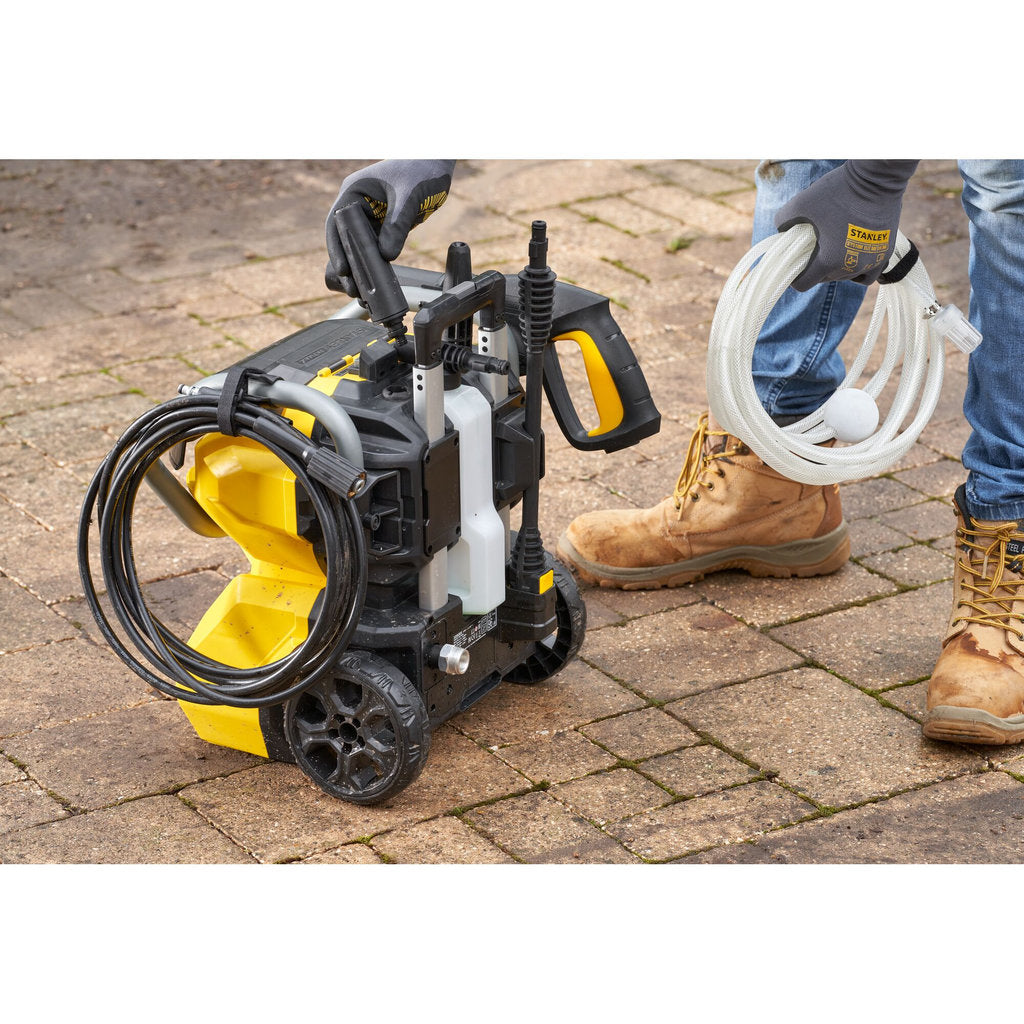 18V Stanley FatMax Akku Hochdruckreiniger, 2xV20 Hochdruckreiniger, Stanley Akku-Reiniger, Mobiler Hochdruckreiniger 18V, Stanley FatMax V20 Cleaner, Akku Power Washer, Stanley tragbarer Reiniger, Hochdruckreiniger ohne Kabel, Stanley V20 Cleaning Tool, Akku Hochdruckgerät 18 Volt
